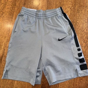 Nike Training Shorts Boys XL Gray Dri-Fit Pull On Elastic Waist Embroidered Logo - Picture 1 of 5