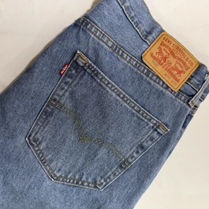 Levi’s Strauss 550 Relaxed Fit Medium Wash Blue Denim Jean Size 36 X 36 - Picture 1 of 8