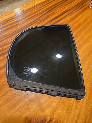 98-05 Lexus GS300 GS400 OEM Trasero Derecha Cuarto Ventana Cristal P6941b207 Foto 1 de 2