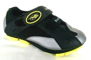 The Rev Reebok Women's Cycling Shoes Versa Training Size 5.5 Never Used Orig Box - Picture 1 of 11