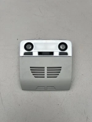 2006 2007 2008 2009 2010 2011 BMW 325i Sedan Rear Overhead Dome Light Lamp Oem - Imagem 1 de 4