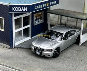 ZD Rollin 1:64 2008 cargador plateado policía modelo músculo diecast metal coche BN - Imagen 1 de 15