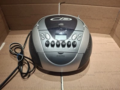 Audiovox CDP1386 CD toca-fitas cassete rádio AM FM Boombox 2003 - Imagem 1 de 4