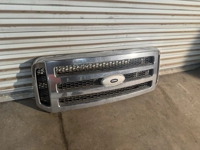 Conjunto de parrilla delantera Ford F250 F350 Super Duty 2005-2007 Foto 1 de 4