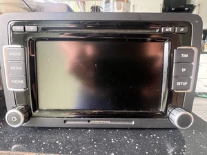 VW RCD510 6 DISC CAR RADIO CD PLAYER HEAD UNITGOLF PASSAT TOURAN CADDY SCIROCCO - Picture 1 of 3
