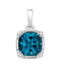 COLGANTE DE ORO BLANCO CON SELLO DE 9 QUILATES CORTE COJÍN TOPACIO AZUL LONDRES Y DIAMANTE 9 MM - Imagen 1 de 5
