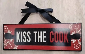 Kitchen Decor Wall Sign Kiss The Cook - Picture 1 of 2