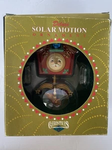 Adorno de movimiento solar de lujo Kmart tradiciones navideñas único decoración de árboles sin probar - Imagen 1 de 6