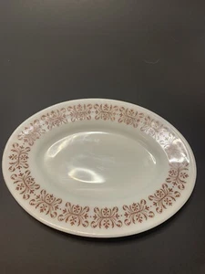 Small Pyrex Platter 9x7 Inches - Picture 1 of 4