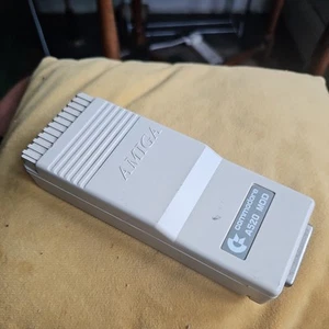 Commodore A520 RF Modulator - Amiga 500 - PAL Composite Video & UHF - Bild 1 von 5