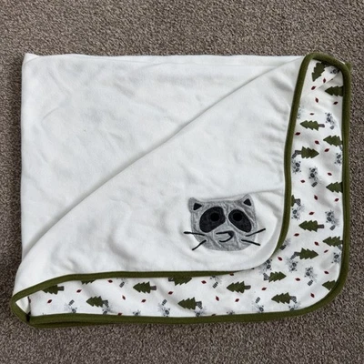 Manta de bebé Gymboree suave 100 % algodón reversible mapache pinos usada en excelente estado 29"x34" Foto 1 de 4