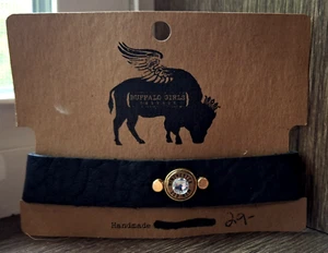 Buffalo Mädchen Salvage schwarzes Lederarmband Winchester Kugel mit klarem Kristall - Bild 1 von 14