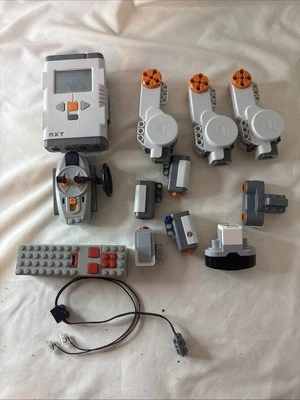 Lego Intelligent Brick Mindstorms Brain Parts Lot - Image 1 of 4