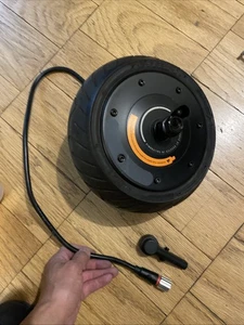 Boosted Rev Front Motor Used with Tire And Cap - Picture 1 of 8