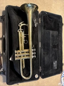King 600 Trumpet , Mouth Piece And Case 967119 - Picture 1 of 12