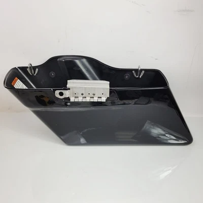 Левая седельная сумка Harley-Davidson ярко-черная - 2021 Street Glide 2014-2023 Touring - Изображение 1 из 4