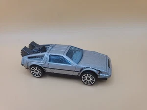 Hot Wheels New Models Back To The Future Time Machine DeLorean Silver - Picture 1 of 10