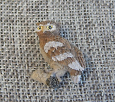Antique Vtg Plastic Goofy Button Owl ~Apx: 1-1/8"~#222-Y