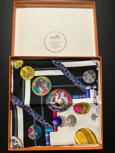 HERMES Carré Scarf Petite main Jewel Pattern Silk 100% Multicolor USED - Picture 1 of 5