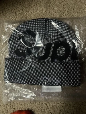 Supreme 铆钉 Knockout Big Logo Beanie 黑色 FW25 全新 — 第 1/2 张图片