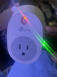 TP-LINK Smart Wi-Fi Plug with Energy Monitoring HS100 - Picture 1 of 2