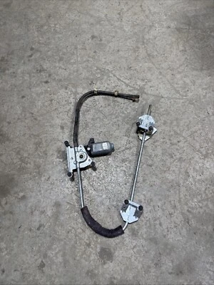 Jeep Cherokee XJ 91-96 OEM Front Driver LH Door Power Window Regulator (WS95) - Image 1 of 4