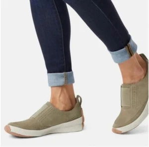 Sorel NWOB Out N About Plus Slip On Shoes, Size 9.5 - Picture 1 of 9