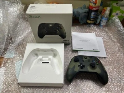 Microsoft Xbox One Wireless Controller camouflage pattern Special Edition Used - Image 1 of 4