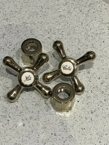Gold Effect Traditional Tap Head For Bathroom Basin And Kitchen Tap - Picture 1 of 4