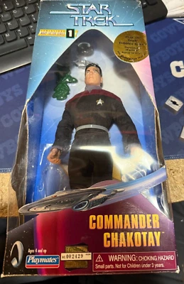 STAR TREK--COMMANDER CHAKOTAY--SERIE WARP FACTOR-FIGURA DE ACCIÓN Foto 1 de 2