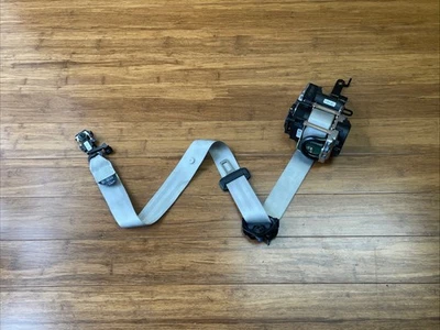 Cinturón de seguridad delantero derecho Volvo S60 2019-2025 32149110 OEM Foto 1 de 4