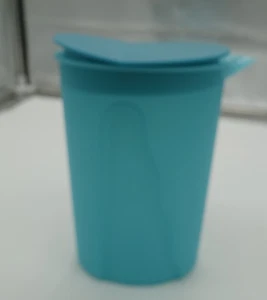 Tupperware Junge Welle Saft Kanne, 1l Kippdeckel unbenutzt, türkis - Bild 1 von 5