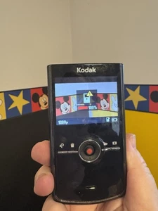 Kodak Zi8 Pocket Video Digital Camera Camcorder 1080P HD - Bild 1 von 4