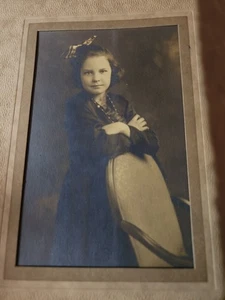 Young Girl Old Pofessional Photo In Cardboard Frame #10 - Picture 1 of 3