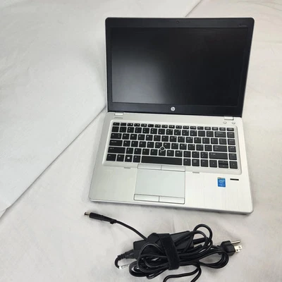 HP EliteBook Folio 9480m i5-4310 8GB 500GB Cámara web 1600x900 W10 Oficina 2019 Foto 1 de 4