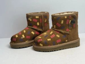 UGG JONA CONFETTI LOGO MINI BOOTS -CHESTNUT SUEDE -UGGPURE LINED -BIG KIDS US 4 - Picture 1 of 8