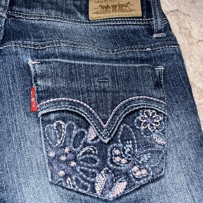 Jeans Cortos Levi Strauss & Co Niñas Con Bolsillos Bordados Rosa Y Gris ¡Lindos! Foto 1 de 4