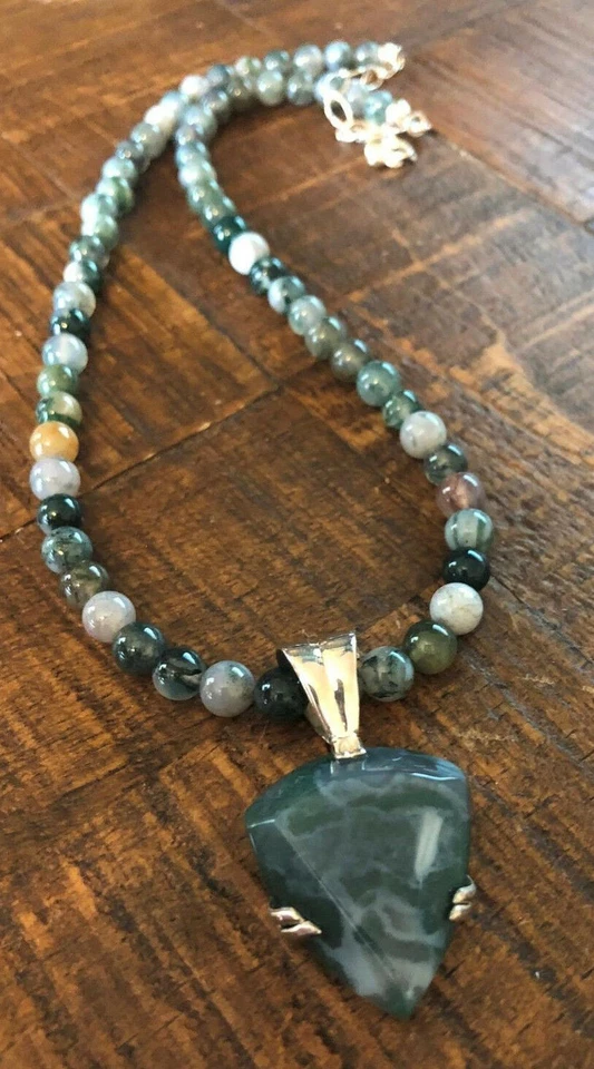 Colgante y collar de ágata musgo verde JAY KING, plata de ley Foto 1 de 1