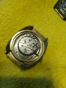 Vintage Timex Manual Wind 21 Jewel For Parts Or Repair - Picture 1 of 7