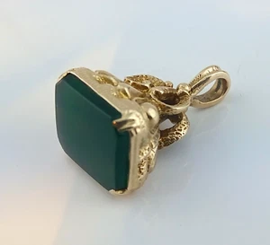 ANTIQUE 9CT GOLD & CHRYSOPRASE SEAL FOB PENDANT WATCH CHAIN FOB c1900s 6.2g - Picture 1 of 10