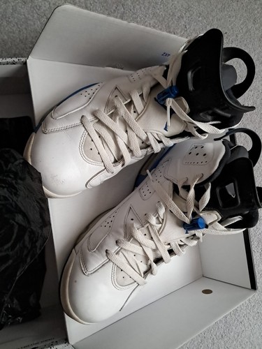 Air Jordan 6 retrò taglia UK 9 bianche con bordo blu