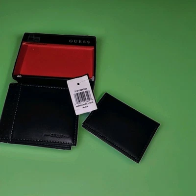 GUESS Genuine Leather Passcase Bifold Wallet Black New with Tags and Box - Image 1 of 4
