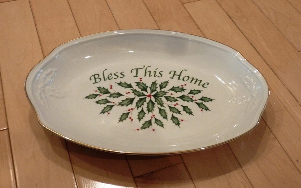 Lenox Holiday Bless This Home Oval Bread Tray Holy Berries Dimension Coll 11"
