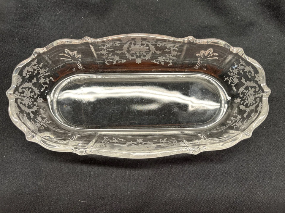 One (1) Crystal Fostoria Baroque Meadow Rose 8" Pickle Dish - Image 1 of 1
