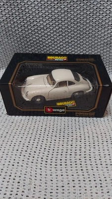BBURAGO 3021 PORSCHE 356B cupé 1962 blanco metal fundido a presión 1/18 caja abierta daños Foto 1 de 4