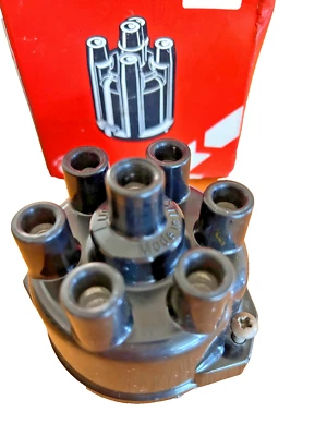 Lucas DDB152, LU432 Distributor Cap XJ6 4.2, XJS 3.6, ROVER 2300 2600 80-87 INCL - Image 1 of 3