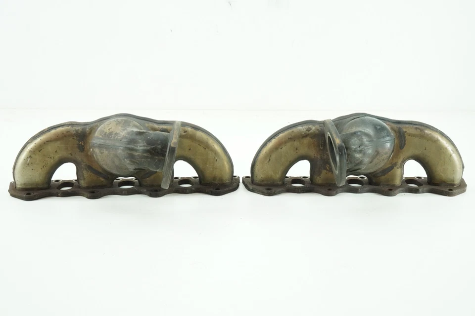 Juego de 2 colectores de escape del motor izquierdo y derecho Porsche Cayenne 2003-2006 4,5 L Foto 1 de 4