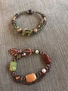 2 Green Bracelets-1 Pull Apart And One With T-clasp - Picture 1 of 3
