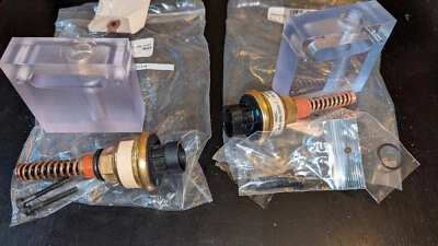 (1) Sensor de alto refrigerante Cooper Standard Mini-Tek 824-NHG-0000-T Foto 1 de 4