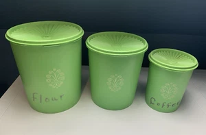 Vintage Set of 3 TUPPERWARE Nesting STORAGE CANISTERS Containers - Apple Green - Picture 1 of 6